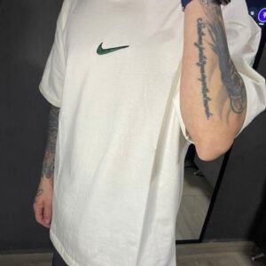 Remera Nike oversize